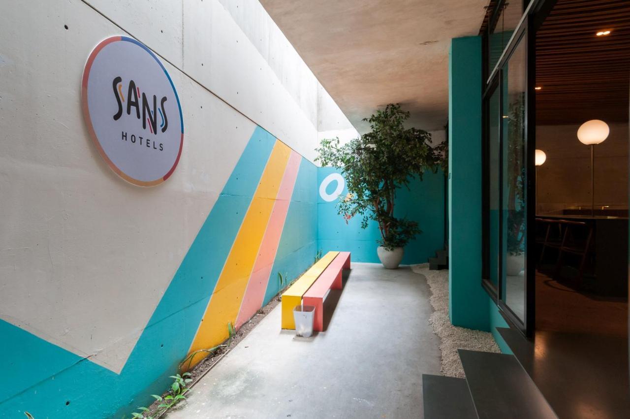 Sans Hotel Finest Medan Esterno foto