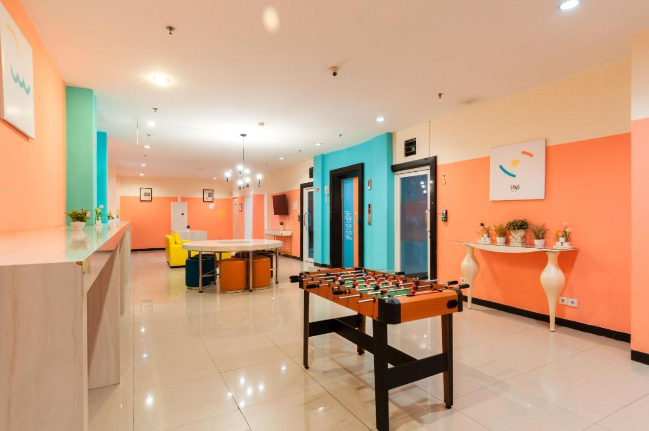 Sans Hotel Finest Medan Esterno foto